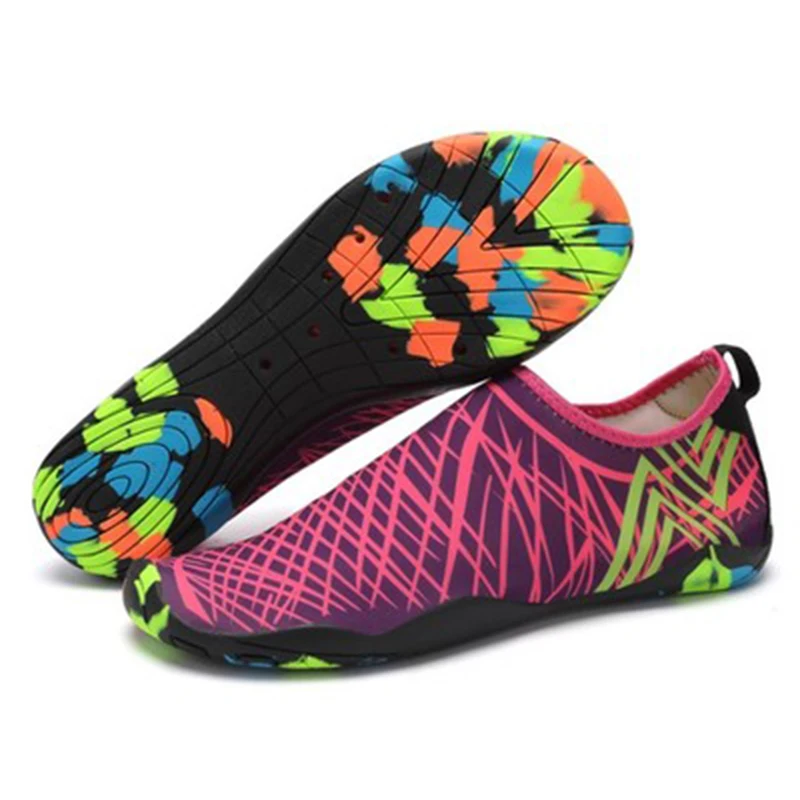 35-46 الصيف الرجال والنساء أكوا أحذية التجفيف السريع في الهواء الطلق المنبع تنفس الشاطئ أحذية مشي الكبار رياضية زوجين أحذية