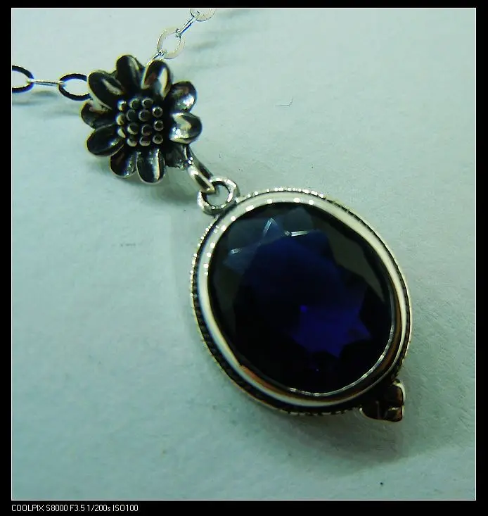 

Free shipping, wholesale and retail of Victorian sunflower sapphire ancient silver pendant