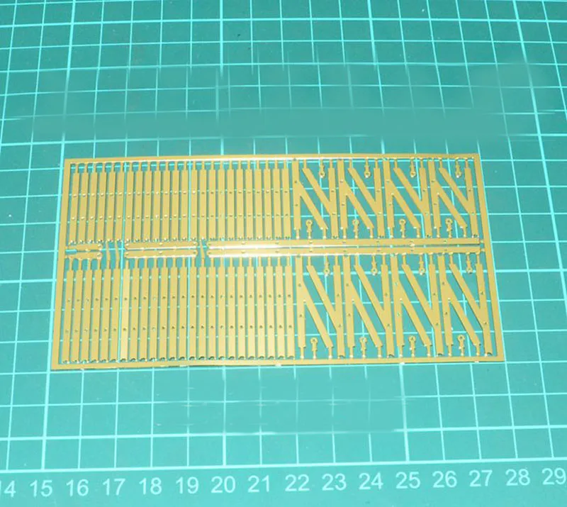 

1Set Civil Ship Model Railing Height 29mm Brass Etched Three Rail Micro Marine Armrest Handrail Hanisters for Smith 960 RC Boat
