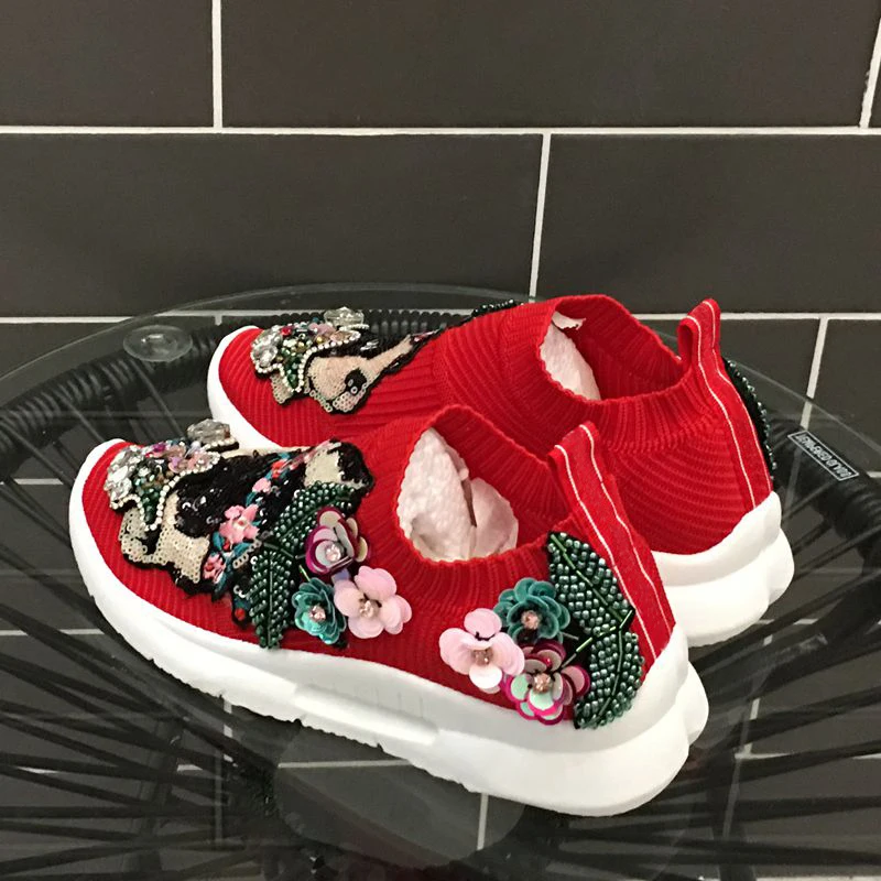Rhinestones Sneakers Women Shoe Fashion Crystal Gemstone Sneakers Causal Shoes Woman Red Flat Shoes Ladies Girls WK122