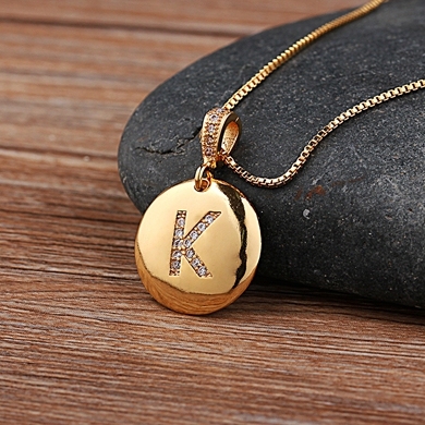 Hot Sale Top Quality Women Girls Initial Letter Necklace Gold Color 26 Letters Charm Necklaces Pendants Copper Jewelry Gift
