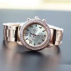 Роскошные Новая мода искусственного хронограф покрытием Классический Женева кварцевые женские часы Для женщин кристаллы Наручные часы