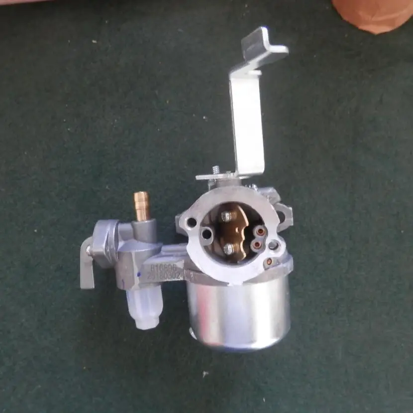 CARBURETOR Briggs & Stratton 796447 1