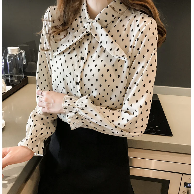 Women's Shirt Fashion Woman Blouses 2018 Long Sleeve Shirt Women Polka Dot Shirts Casual Ladies Tops Print Blouse Plus Size 4XL