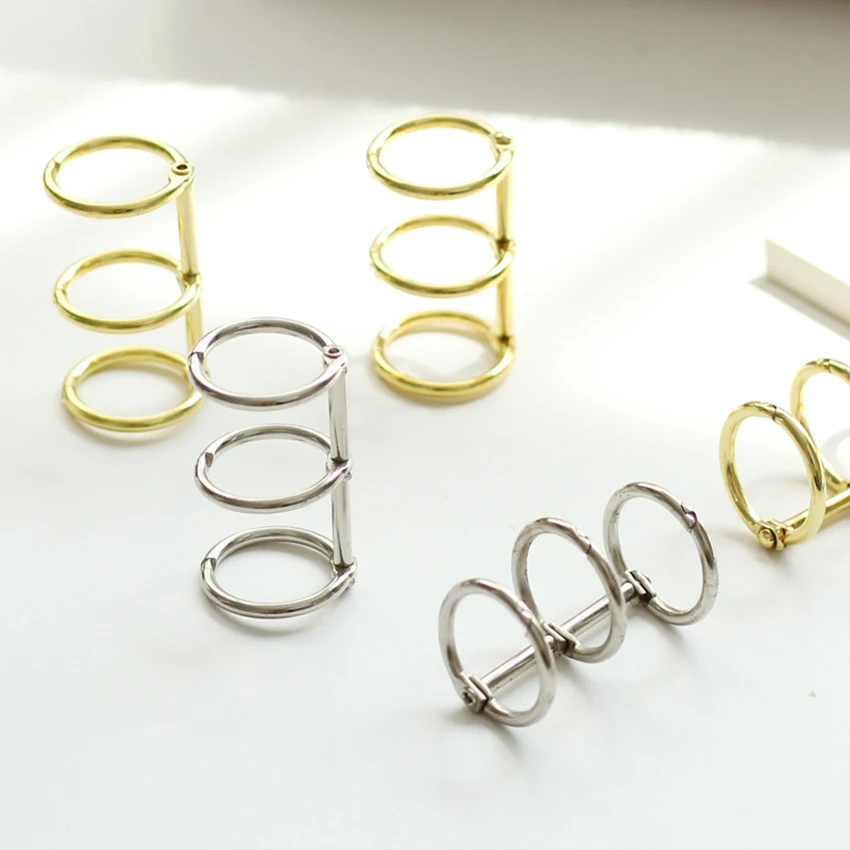 

3-Ring Retro Metal Book Binder Paper Storage Gadget Standard Hole Circle Clip for A5 A6 Notebook/Album/Scrapbook