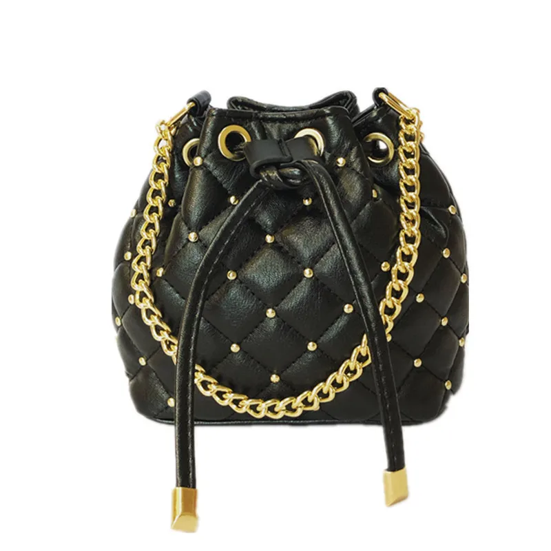 

Small Bag Woman On Joker Single Shoulder Satchel Lock Catch Rivet Chain Bucket Package B498