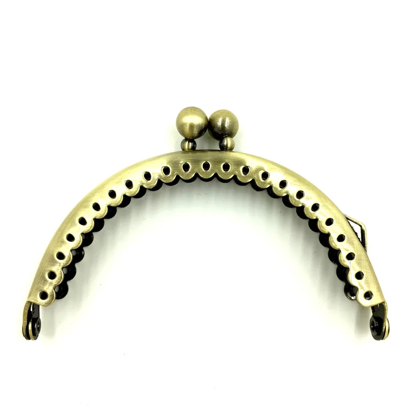 

10Pcs Bronze Tone Ruffled Metal Arc Frame Kiss Clasps Lock Clutch Purse Bag Handbag Handle 88x59mm