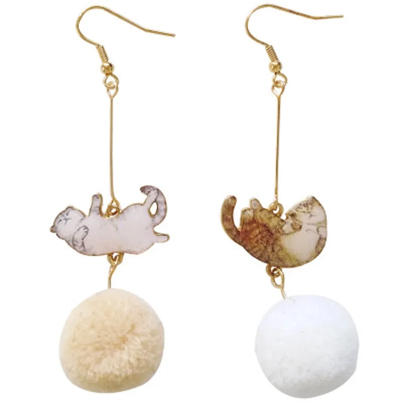 

2019 New Korea Pearl Design Lovely Cute Colored Sleep Cats Pendants Women Stud Earrings Pierce Earrings,Drop Shipping HY4848