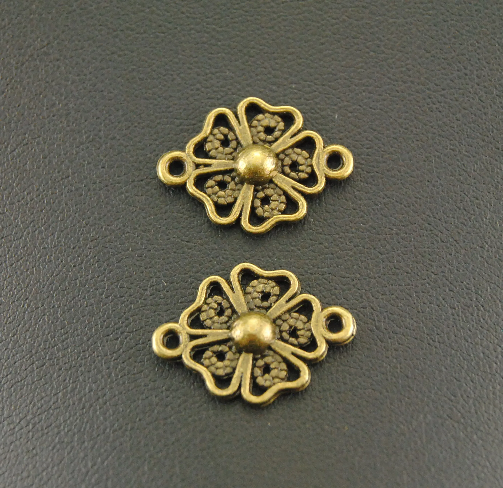 50 pcs Antique Bronze Filigree Flower Connector Alloy Flower Charm