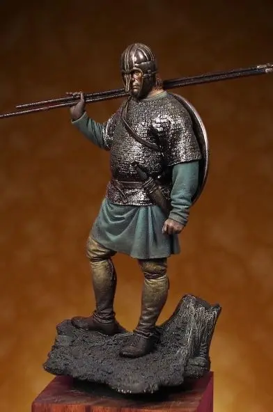 

1/32 Scale Resin Figure Building Kit The Soldier With Spear 54mm