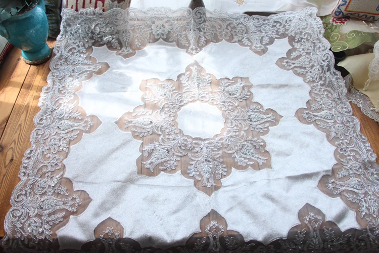 Luxury Lace Satin Beaded Square Christmas Tablecloth Gold Silver Splice Cloth Kitchen Home Wedding Table Cover Textiles D026