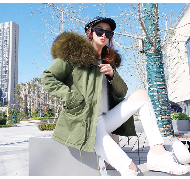 Real Raccoon Fur Collar winter fur coat Women camouflage black parkas& cotton faux fur lining coat jacket