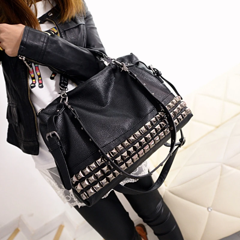 Women Leather Handbag Large Capacity Studded Rivet Female Bag High Quality Bag Handbag Famous Brands Big Black Casual Tote Bag