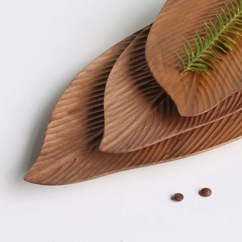 Leaf Pattern Rubber Walnut Wood Pan Plate Fruit Dishes Saucer Tea Tray Dessert Dinner Bread Wood Plate Japanese Irregular Shape