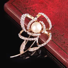 New Women's Crystal Pearl Rose Brooch Elegant Jewelry Pins Brooches For Women Handmade Rhinestones Pin Badge Broches Gift N535