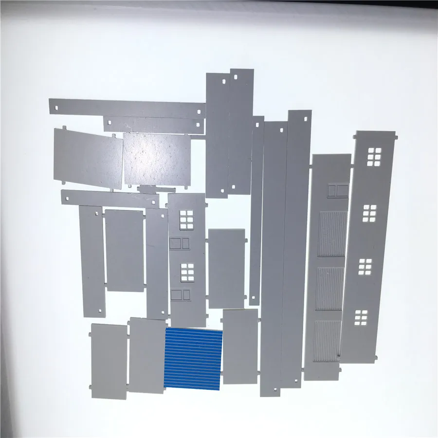 architecture model fence in n train layout06