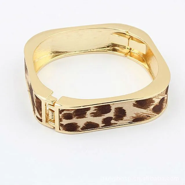 B1003 fashion bangle girls fashion metal bangle ladies bangles in