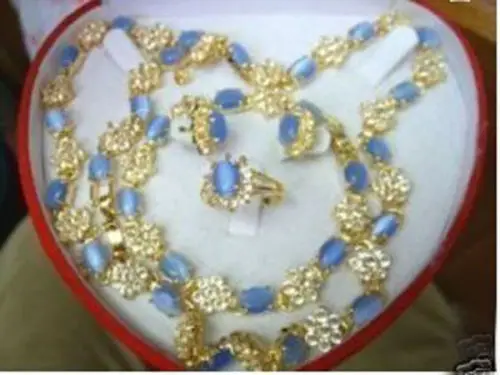 

shipping Beautiful necklace bracelet ring earrings set