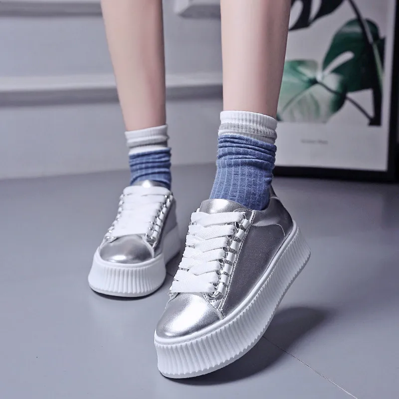 

COOTELILI Women Flats Platforms Shoes Woman Casual Soft Leather Creepers Women Shoes Sneakers Lace up white silver
