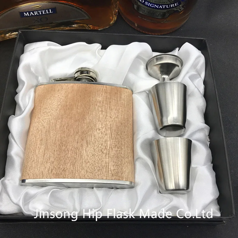 flask  with silk box