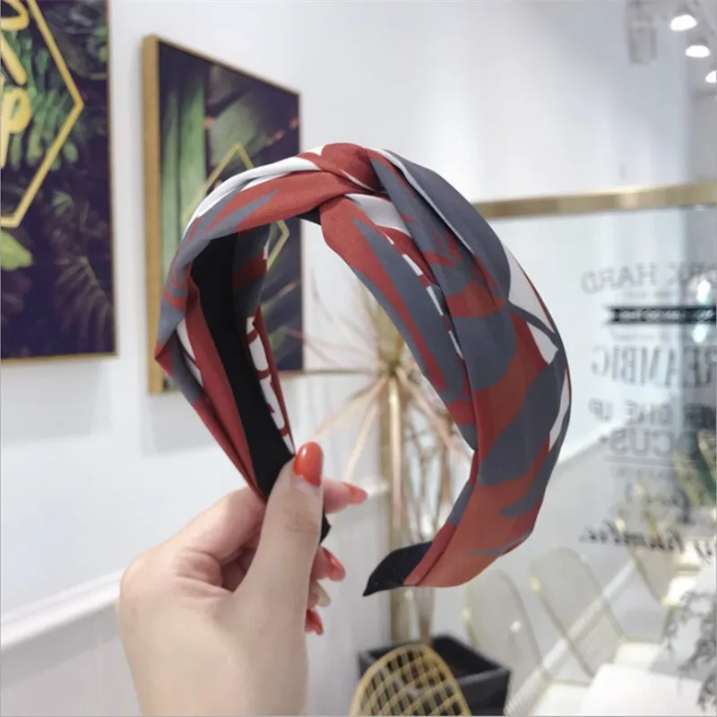 

Fashion boutique hair accessories women leaves pattern fabric middle cross headband hairband sweet girl wild hair band headwear