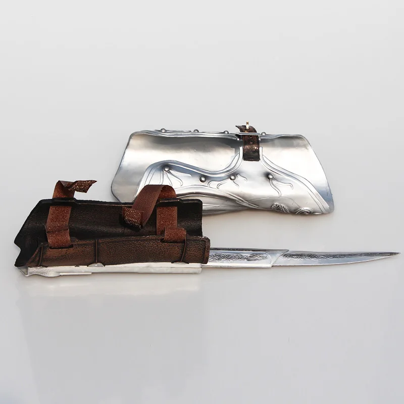 1pcs NECA Assassin s Creed Hidden Blade Brotherhood Ezio Auditore Gauntlet Replica Cosplay Chritmas Gift Free