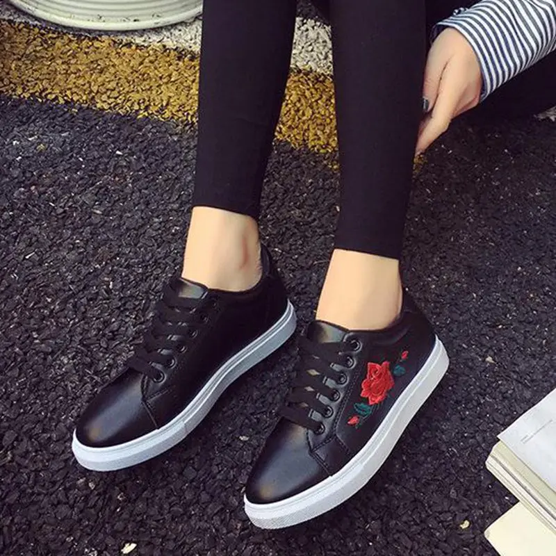 

Puimentiua FLowers Lace-up Casual Shoes Woman Sneakers Vulcanize Shoes Breathable Walking Women Canvas Shoes zapatos de mujer