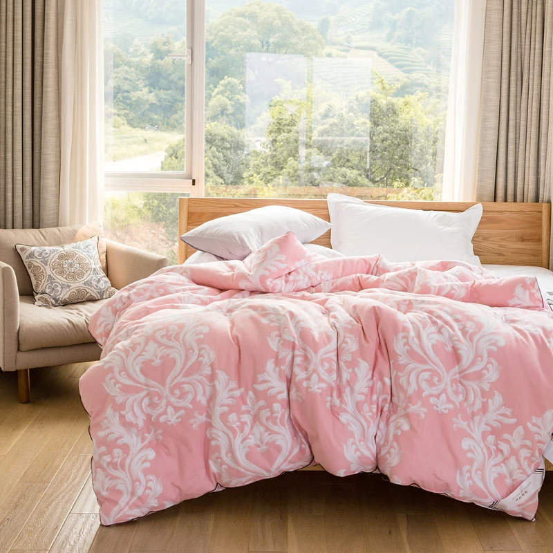 

2018 Leaves Print Pink Thick Winter Comforter Quilting Sanding Cotton Fabric Polyester Filler Queen King Size Brushed Fabric