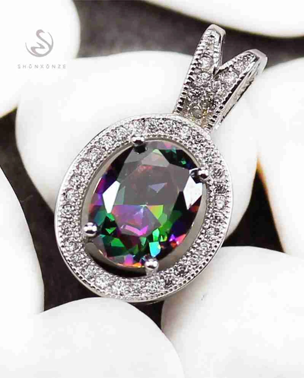 

SHUNXUNZE Hot Pendants White and Rainbow Cubic Zirconia Silver Plated R3231 Romantic Style Women Jewelry Gift Engagement Wedding
