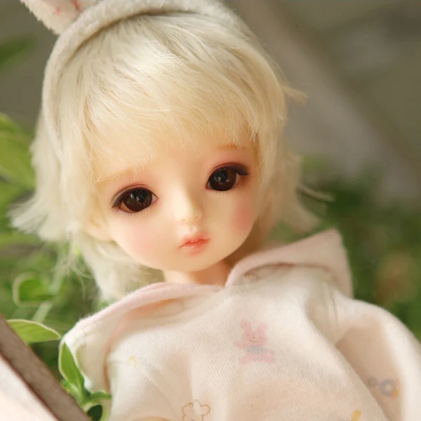 

Free Shipping 1/6 BJD Doll BJD/SD BambiCronys VANILLAS Lovely Resin Doll With Eyes For Baby Girl Birthday Gift