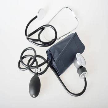

Manual Cuff Stethoscope Kit Blood Pressure Monitor Upper Arm Fonendoscopio Aneroid Sphygmomanometer Meter