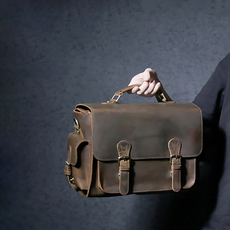 

AETOO Multifunctional SLR camera bag men's shoulder retro handmade postman bag crossbody bag Casual photography pack