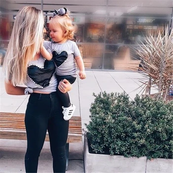 

Family Matching Clothes Mother Daughter T Shirts Heart Shape T-shirt Women Tops Baby Girl Clothes Kids T-shirts Matching Outfits
