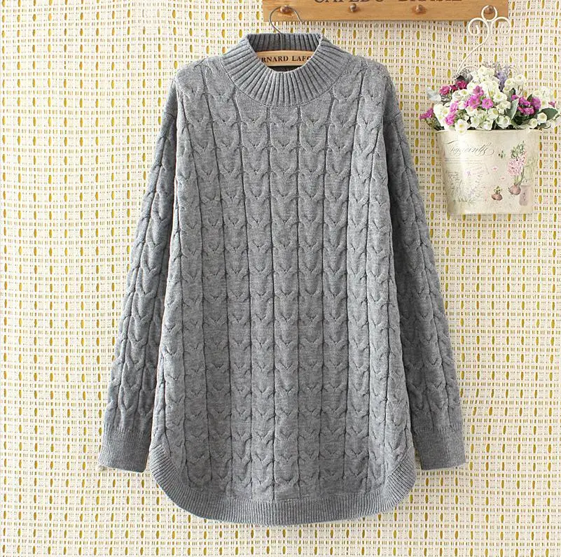

2018 large size women's autumn and winter round neck sweaters