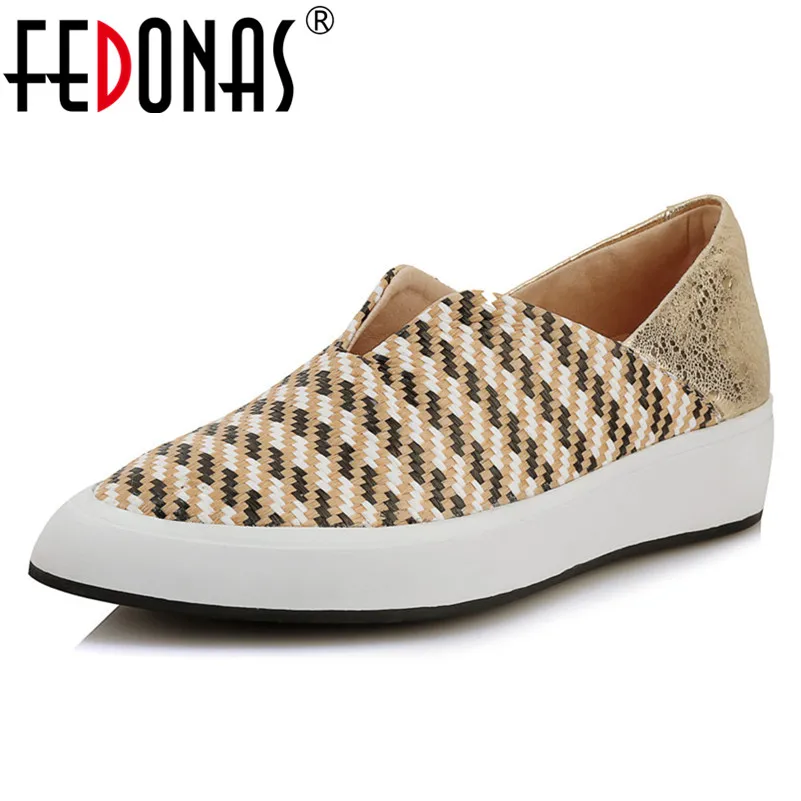 

FEDONAS Spring Autumn Women Platforms Shoes Slip-On Women Flats Genuine Leather Pointed Toe Casual Shoes Woman Basic Sneakers