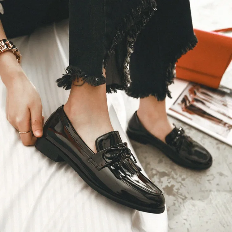 Tassel Bowknot Design Loafers Women Retro Round Toe Shoes Patent Leather Slip-on Women Oxford Causal Ladies Flats Working Shoes (9)