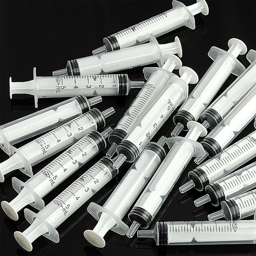 

50pcs/lot 5ml Plastic Disposable Injector Syringe For Refilling Measuring Nutrient Not Include Needles Feeding Accessories