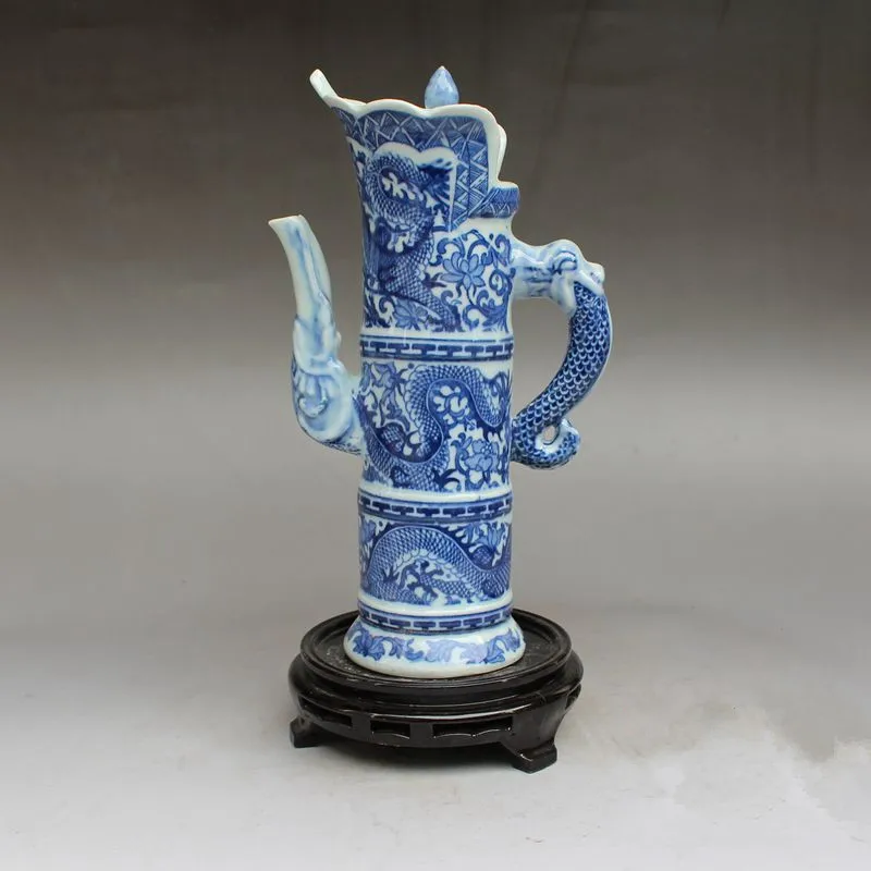 Delicate Chinese Blue and white porcelain Handmade Dragon Teapot 