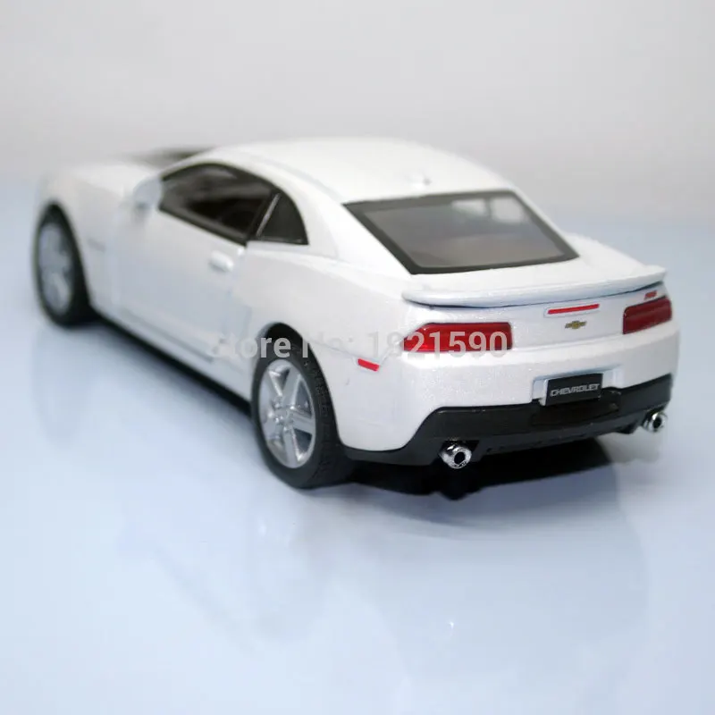 YJ 1/38 масштабные автомобильные игрушки Chevrolet Camaro литая металлическая модель автомобиля для коллекции/подарка/детей/украшения