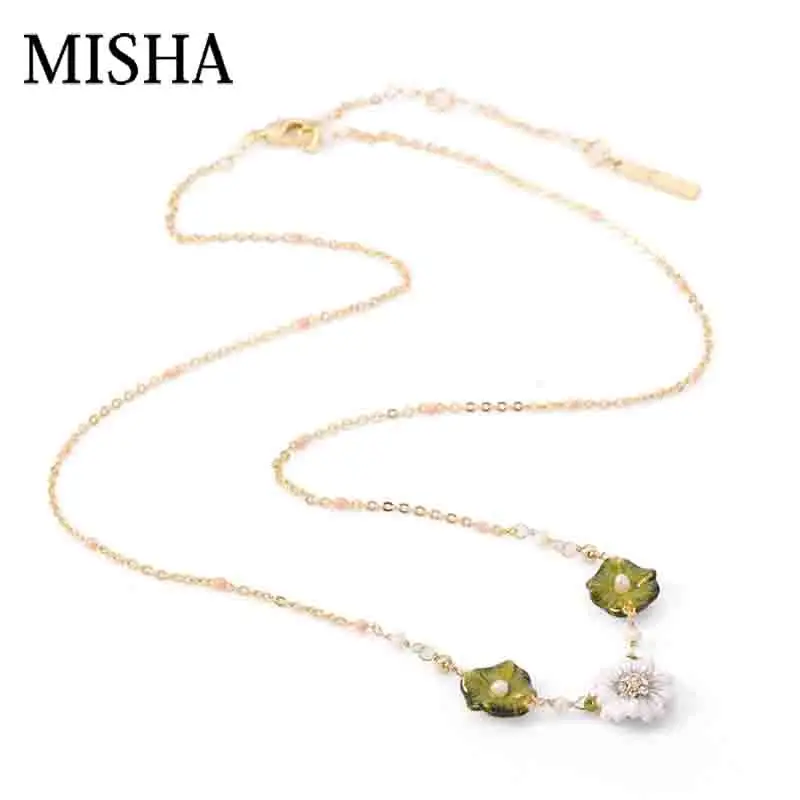 

MISHA Retro New Elegant Enamel glaze NecklaceAutumn white Daisy flowers pendant Ladies Necklace Fine Jewelry Accessories 788