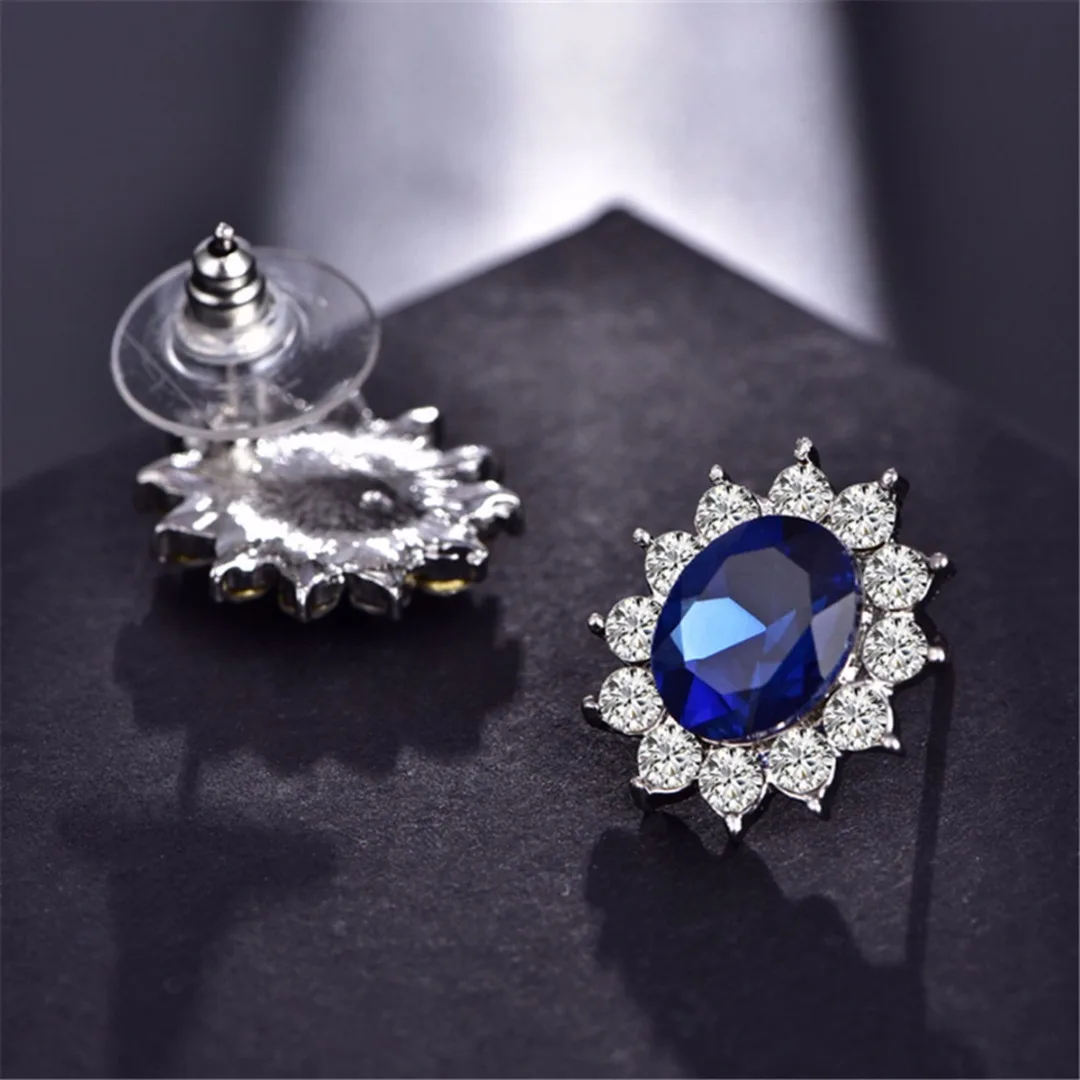 Women's Gorgeous Sapphire Flower Crystal Necklace Stud Earrings Jewelry Set