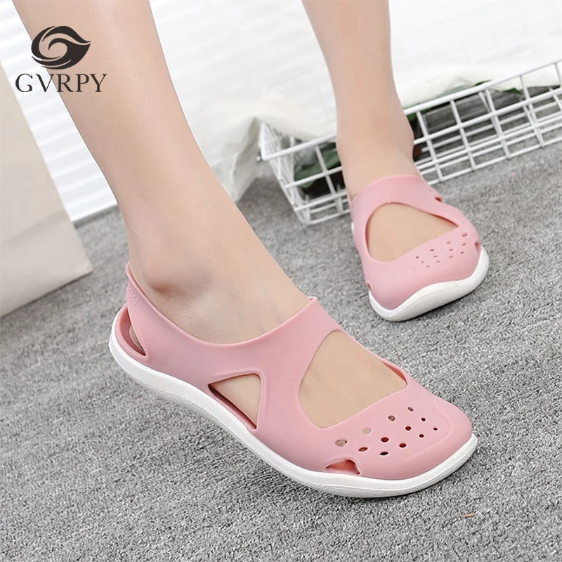 

New Ladies Hole Shoes Summer Non-slip Soft Bottom Surgeon Nurse Work Sandals Hospital Laboratory Beauty Salon Medical Shoes