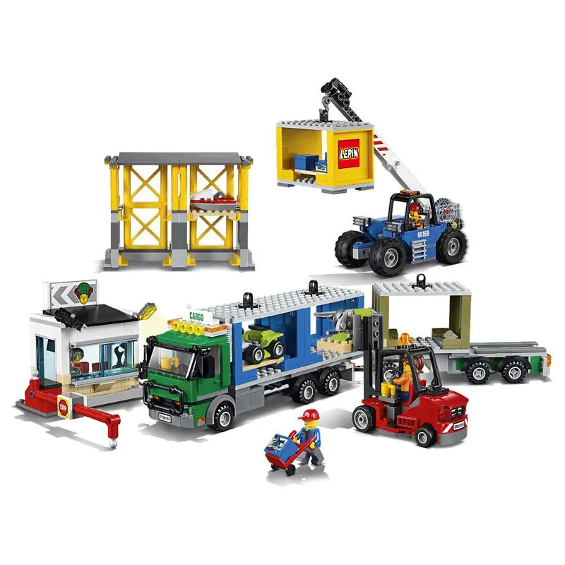 

02082 Lepin 829Pcs City Series The Cargo Terminal Set Model Building Blocks Enlighten Figure Toys For Children Compatible Legoe