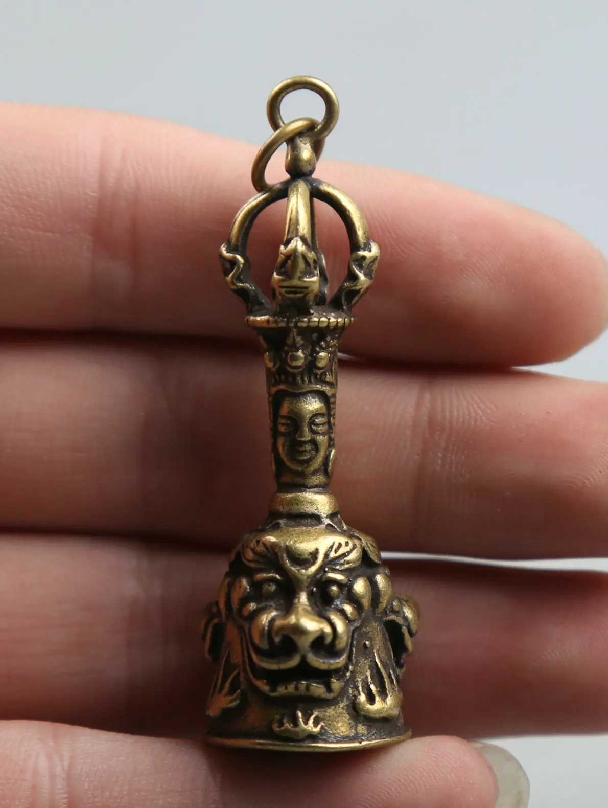

56MM/2.2"Collect Curio Rare Chinese Fengshui Small Bronze Exquisite Animal Animal Head Buddha's Face Small Bell Statuary 19g