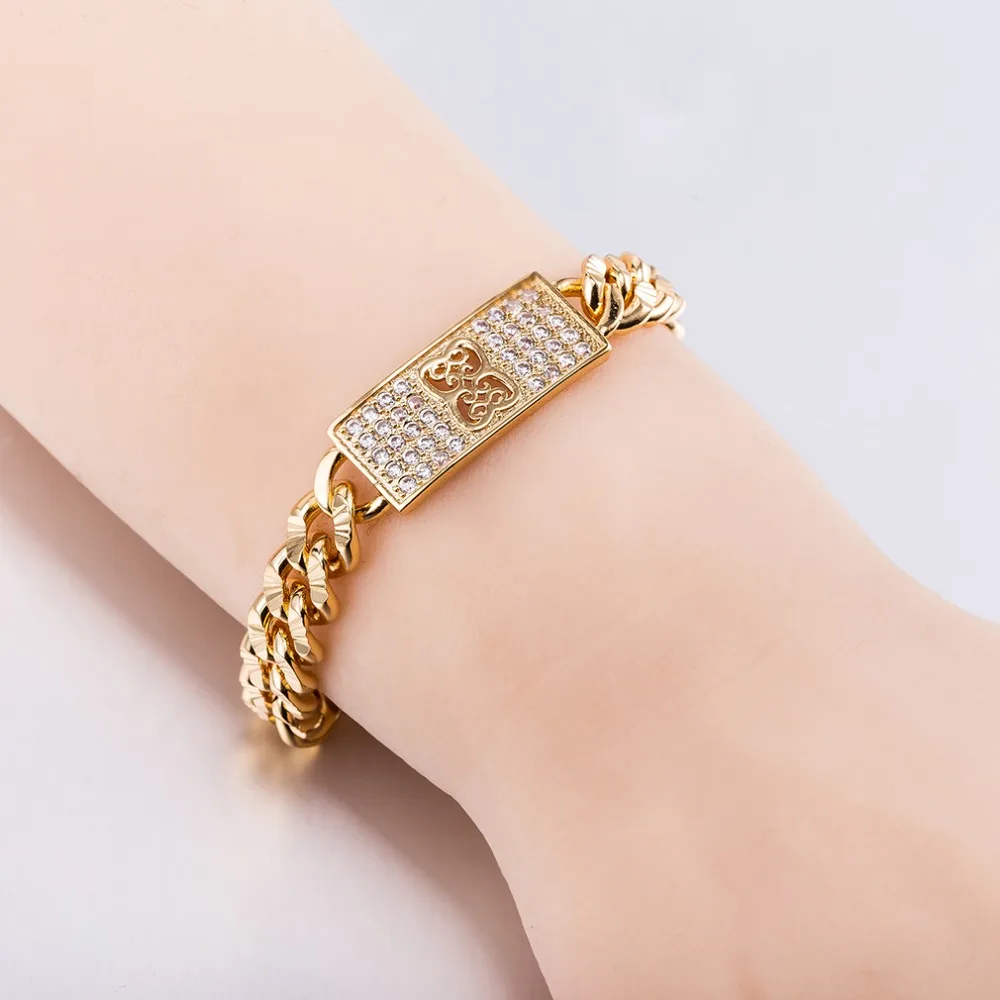 

Austrian Zircon Bracelets For Women Charm Heart Jewelry Fashion Dainty Love Crystal Bracelet Gold Deluxe Wedding Chain Bijoux