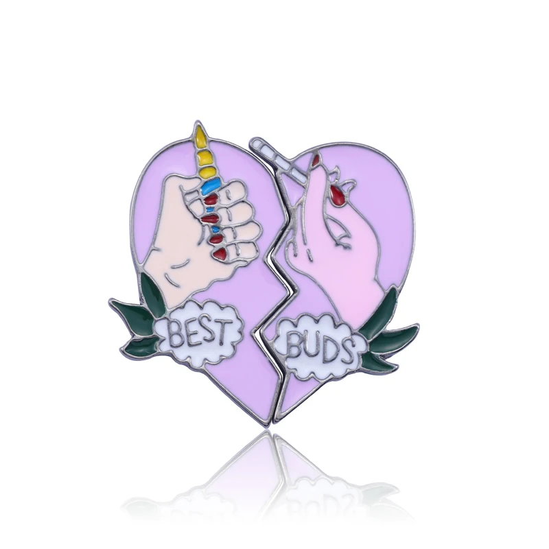 

Trendy Broken Heart Brooches Best Friends Hip Hop Hand BBF Clip Smoke Enamel Pin Badge Unisex Gifts Metal Broches Drop Shipping