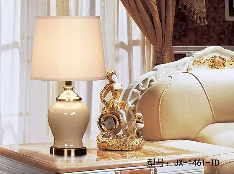 Американская современная простая настольная лампа для гостиной, спальни, гостиничного номера, Керамическая Настольная лампа, белая прикроватная лампа