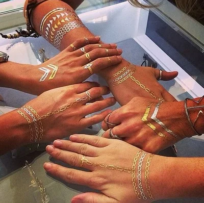 الجملة النساء الجسم الفن مثير المؤقتة الوشم المعادن الذهب الوشم قلادة سوار فلاش الوشم الحناء غير سامة تغطي ندوب