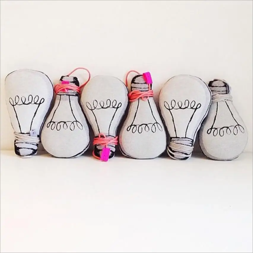 

Ins Nordic style luminous bulb pillow children's room decoration baby pacify pillow Create lumber cushion Home craft ornament