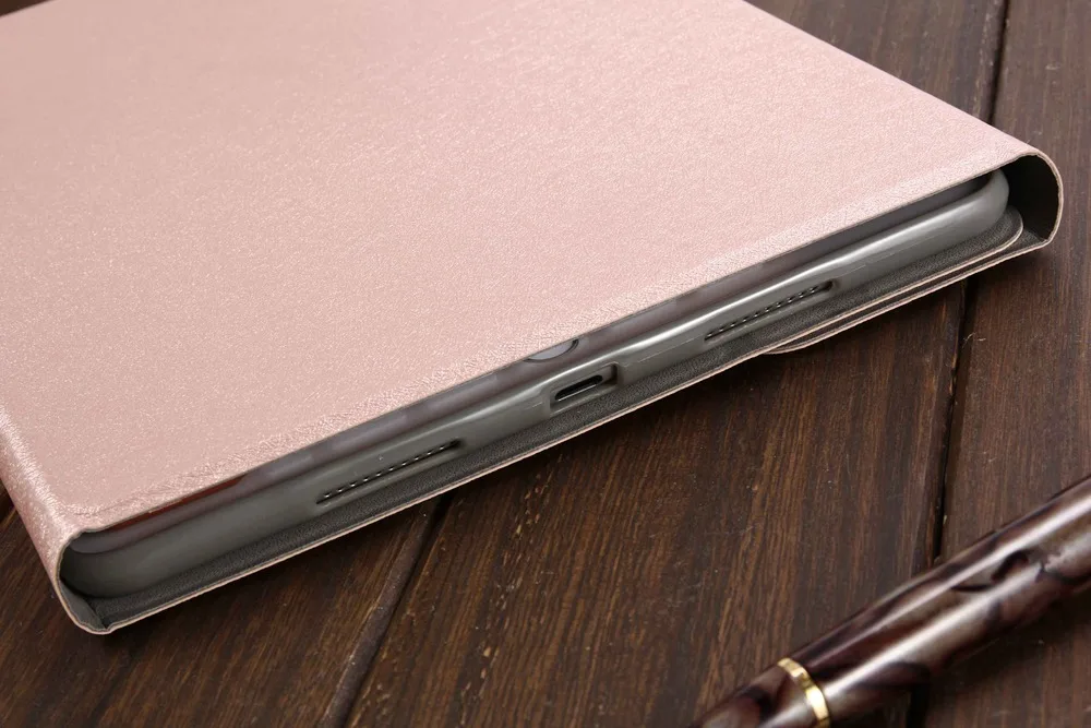 iPad-Pro-10.5-Backlit-Keyboard-Case-n3